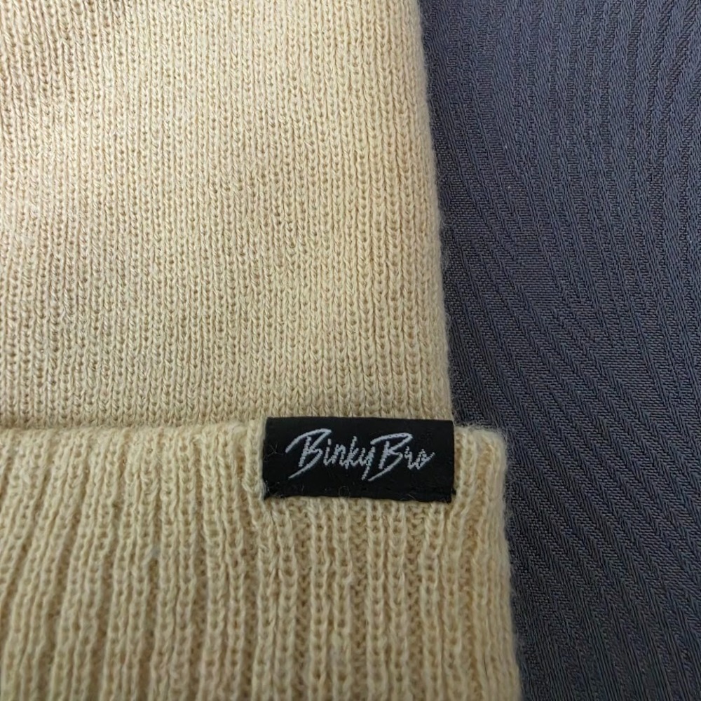 BinkyBro Jupiter Blue Pom Beanie Knit Hat Kids Youth Siize 3-6 Years Skater Hat - Picture 2 of 5